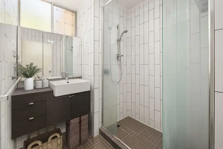 Fifth view of Homely unit listing, 3/22 Holland Street, Toowong QLD 4066