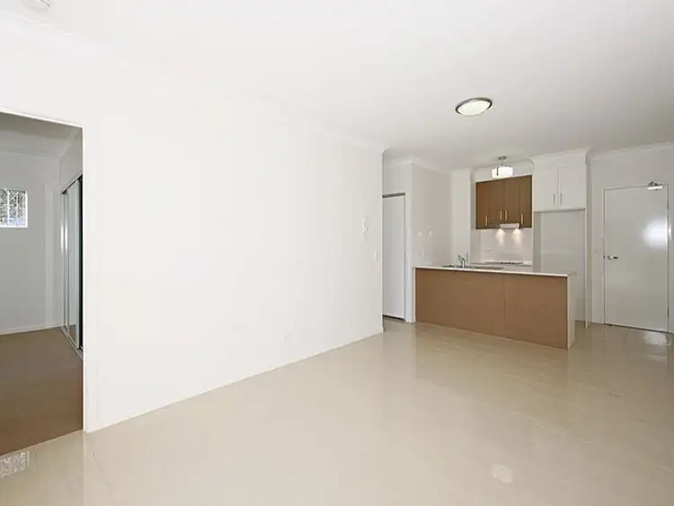 Third view of Homely apartment listing, 6/47 Cavendish Street, Nundah QLD 4012