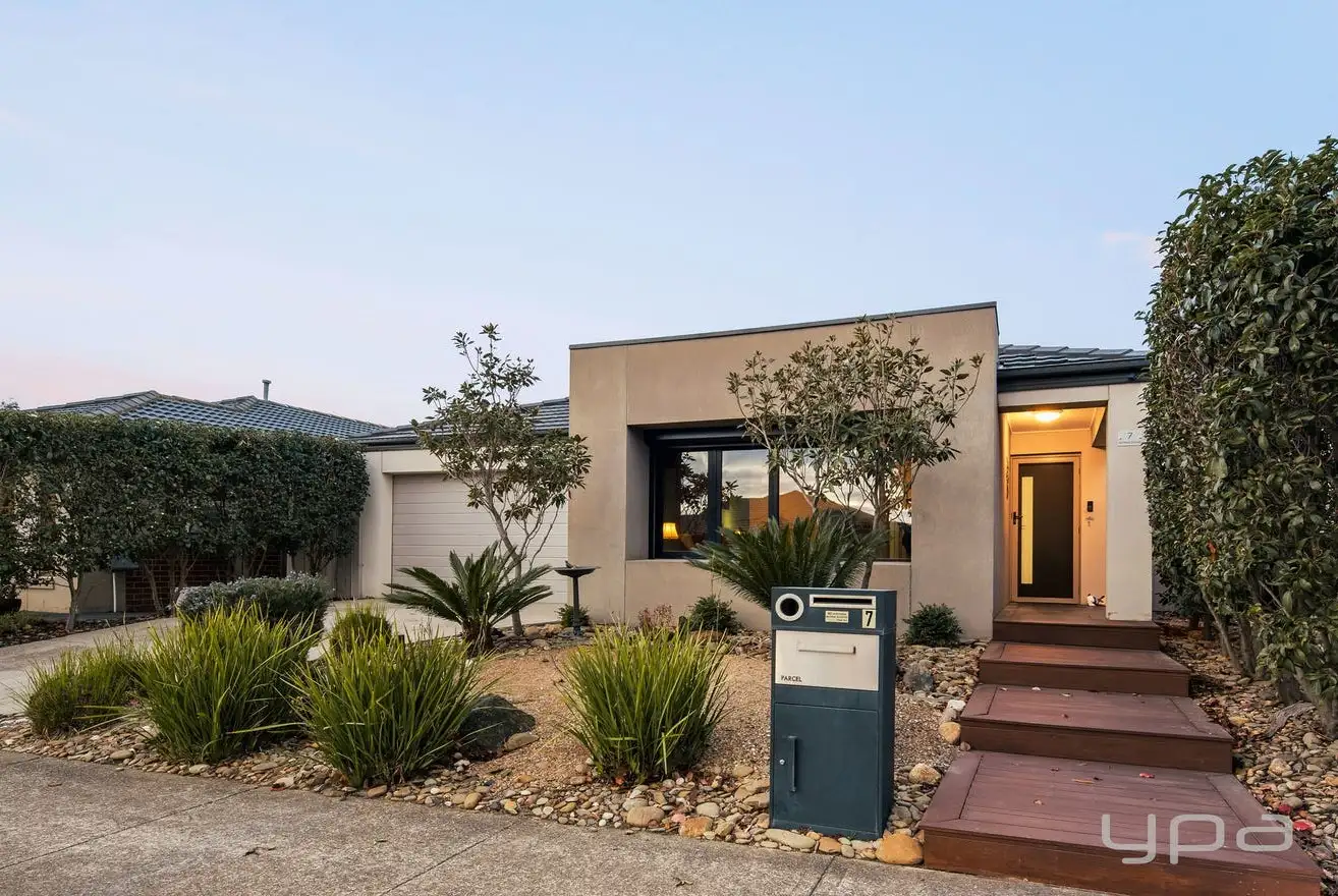 Main view of Homely house listing, 7 Airfield Grove, Point Cook VIC 3030