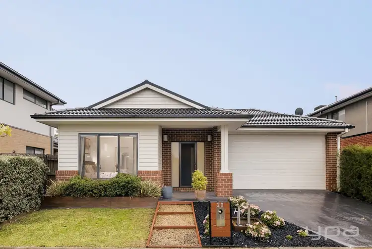 20 Brinkerhoff Crescent, Point Cook VIC 3030