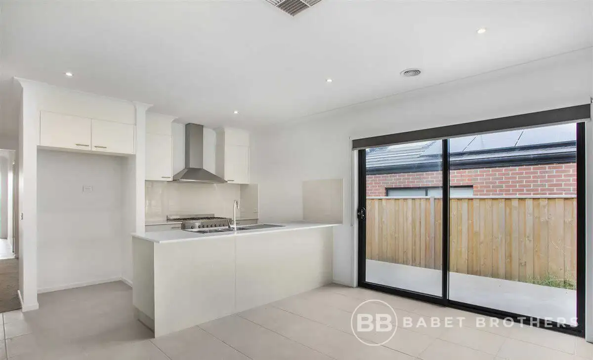 Main view of Homely house listing, 10 Fortitude Circuit, Clyde NSW 2142