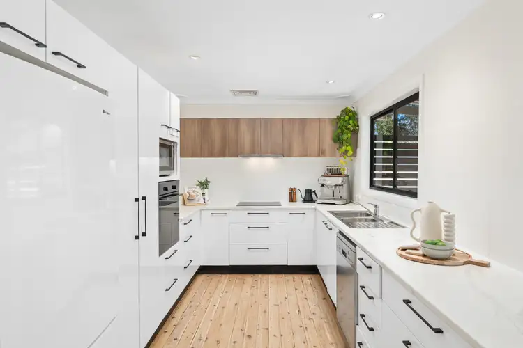 Second view of Homely house listing, 21 Narrawa Avenue, Erina NSW 2250