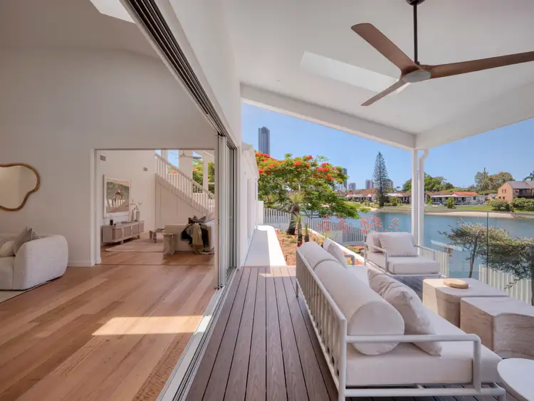 24 Maureen Court, Broadbeach Waters QLD 4218