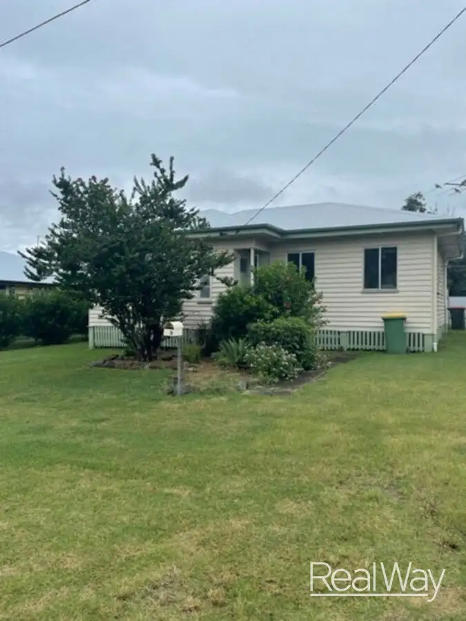 9 Edward Street, Rosewood QLD 4340