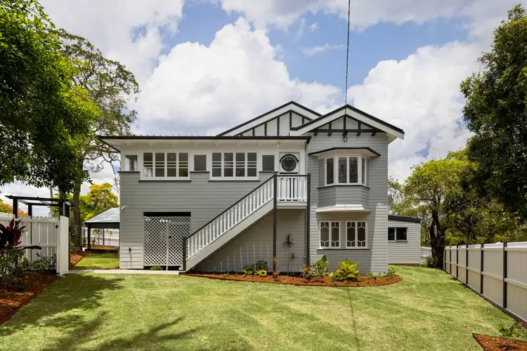 25 Mackie Street East