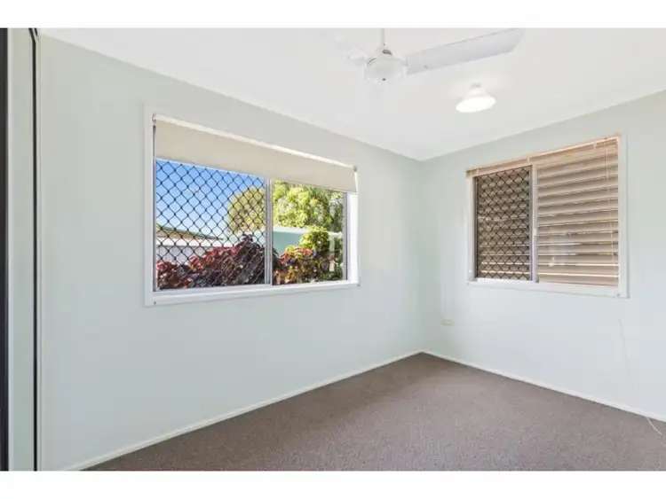 Fifth view of Homely unit listing, 86 Sheehy Street, Park Avenue QLD 4701