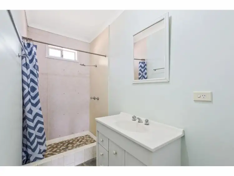 Sixth view of Homely unit listing, 86 Sheehy Street, Park Avenue QLD 4701