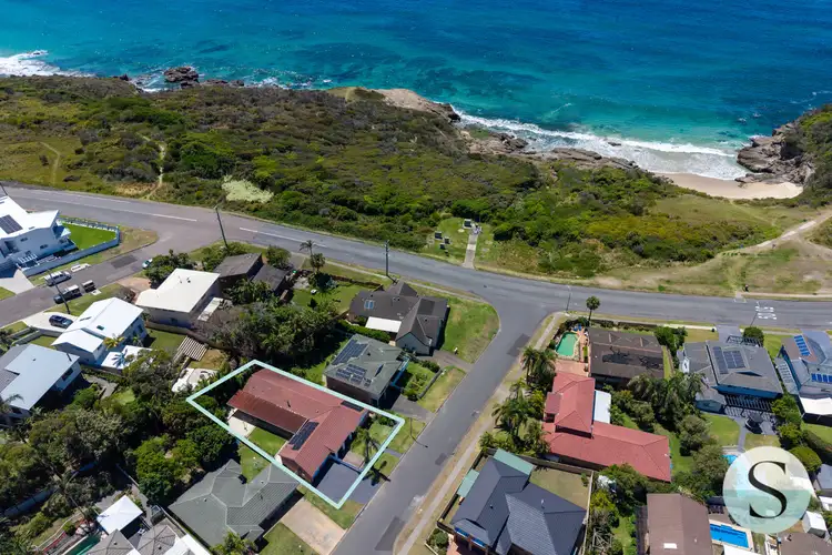 Second view of Homely house listing, 6 Copper Valley Close, Caves Beach NSW 2281