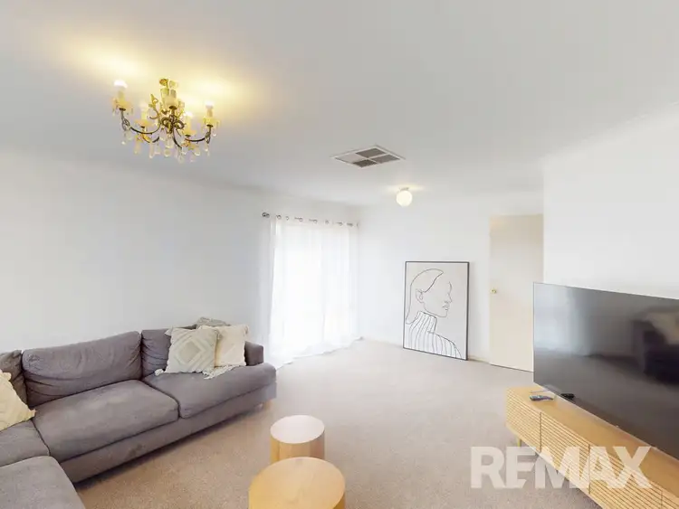 Second view of Homely house listing, 11 Nicholi Crescent, Lake Albert NSW 2650