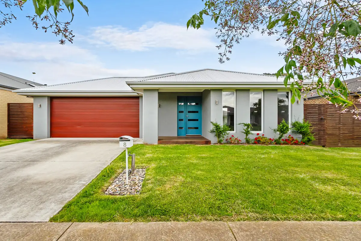 Main view of Homely house listing, 8 Woondella Boulevard, Sale VIC 3850
