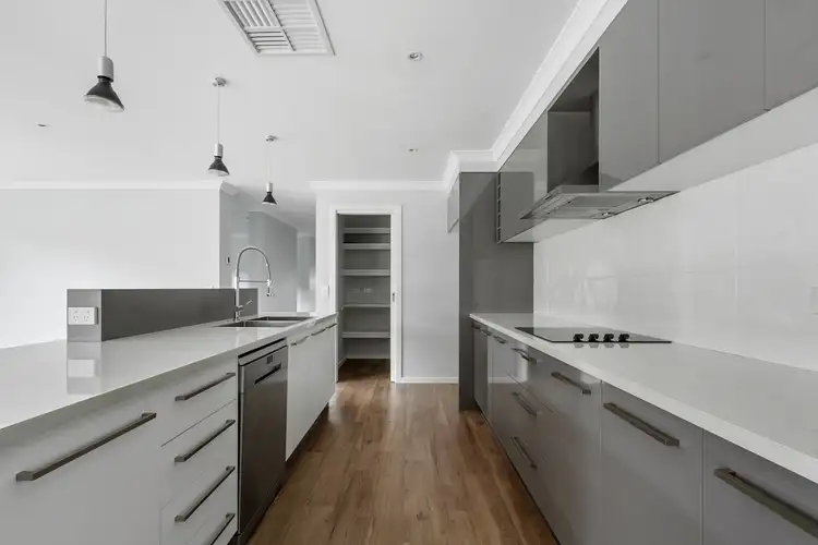 Second view of Homely house listing, 8 Woondella Boulevard, Sale VIC 3850