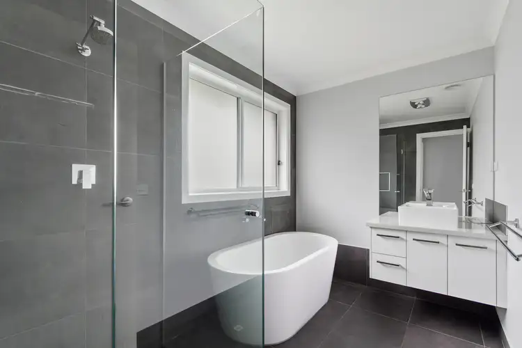 Third view of Homely house listing, 8 Woondella Boulevard, Sale VIC 3850