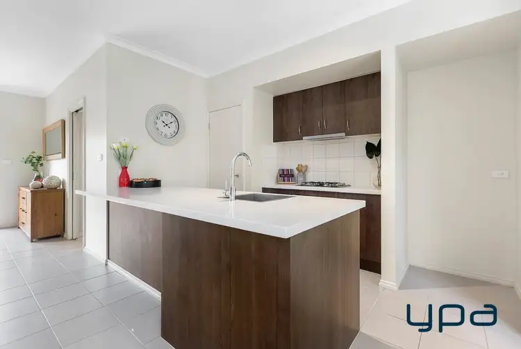 Third view of Homely townhouse listing, 8 East Cornhill Drive ,, Point Cook VIC 3030