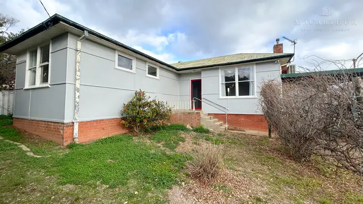 4 Margaret Avenue, Mount Austin NSW 2650