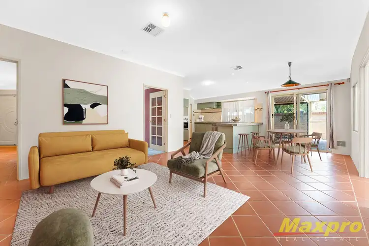 7 Rosea Court, Thornlie WA 6108