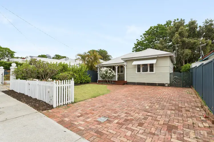 8 Coombe Street, Bayswater WA 6053