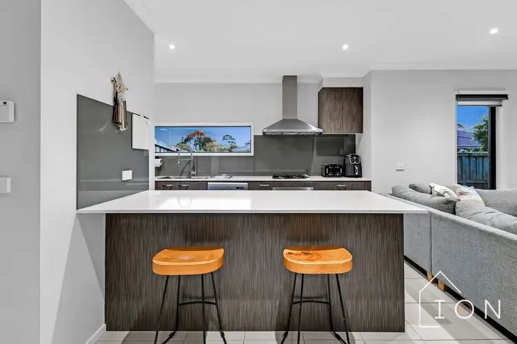 Sixth view of Homely house listing, 39 Royaloak Crescent, Cranbourne East VIC 3977