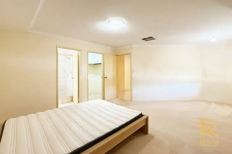 Fifth view of Homely house listing, 8 Harwood Close, Canning Vale WA 6155