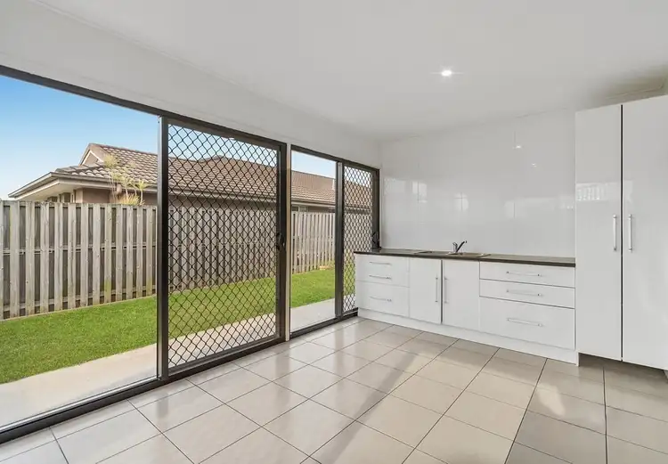 Fifth view of Homely house listing, 34 Dinnigan Street, Durack QLD 4077