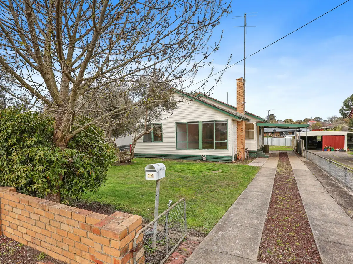 Main view of Homely house listing, 14 White Avenue, Hamilton VIC 3300
