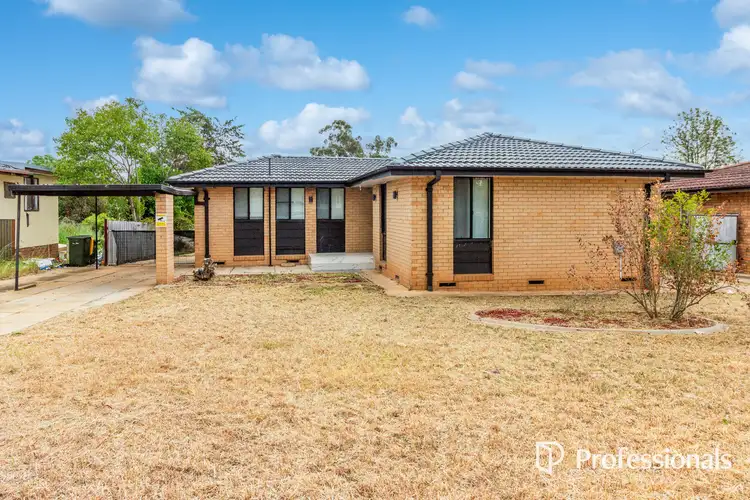 32 Callaghan Street, Ashmont NSW 2650