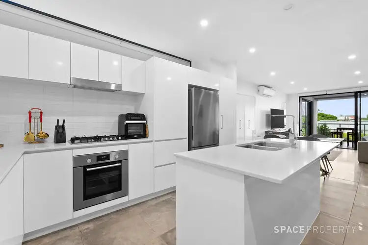 16/16-24 Lower Clifton Terrace, Red Hill QLD 4059