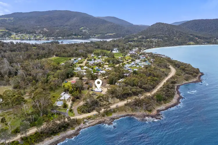108 Apex Point Road, White Beach TAS 7184