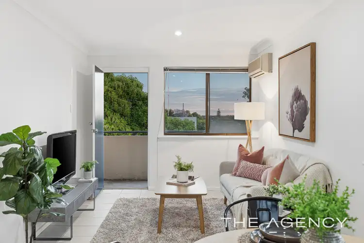 Fifth view of Homely apartment listing, 17/4 Ryrie Avenue, Como WA 6152