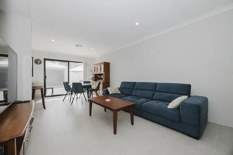 Sixth view of Homely house listing, 10 Overland Approach, Wanneroo WA 6065