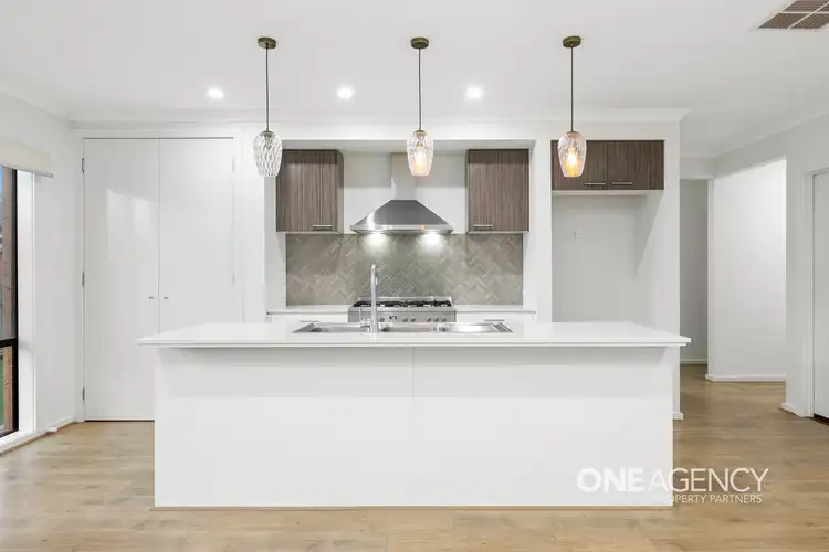 Fourth view of Homely house listing, 7 Howard Road, Thornhill Park VIC 3335