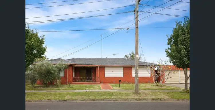 2 Power Close, Gladstone Park VIC 3043