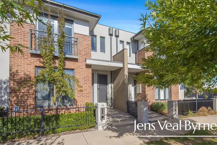 33 Willoby Drive, Alfredton VIC 3350