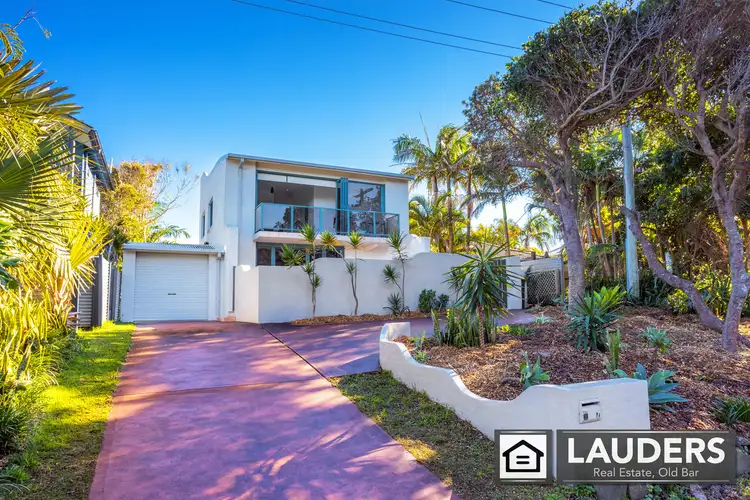 7 Pacific Parade, Old Bar NSW 2430