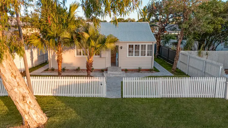 21 Hubert Street, South Townsville QLD 4810