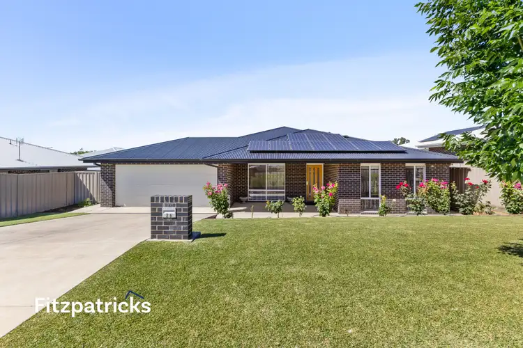 26 Gasnier Loop, Boorooma NSW 2650