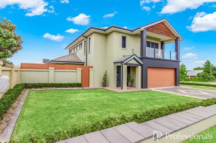 42 Stirling Boulevard