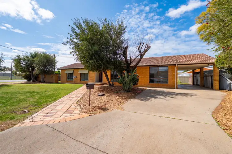 Second view of Homely house listing, 6 Chilvers Place, Griffith NSW 2680