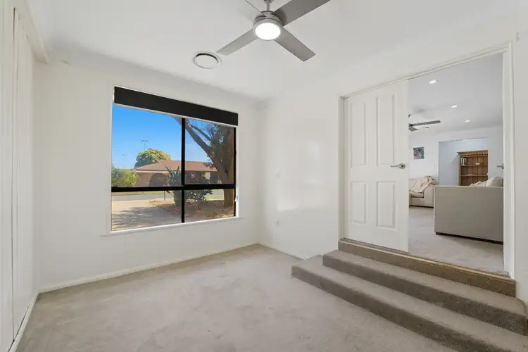 Fifth view of Homely house listing, 6 Chilvers Place, Griffith NSW 2680