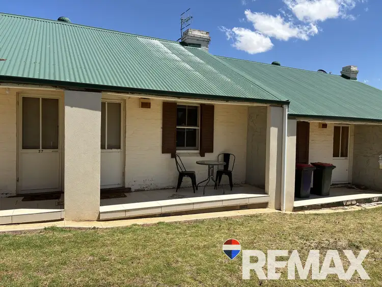 35 George Street, Junee NSW 2663