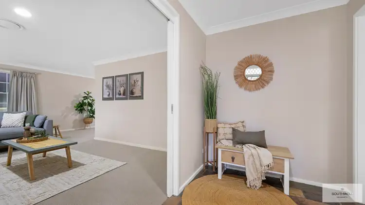 Fifth view of Homely house listing, 2 Arunta Place, East Tamworth NSW 2340