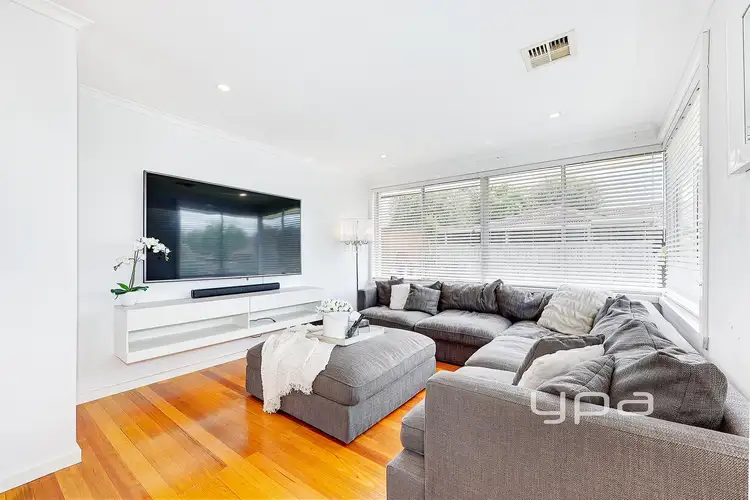 Fifth view of Homely house listing, 10 Aitken Place, Gladstone Park VIC 3043