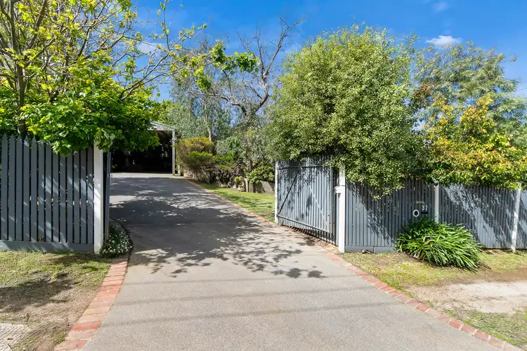 37 Wynnstay Road, Mount Eliza VIC 3930