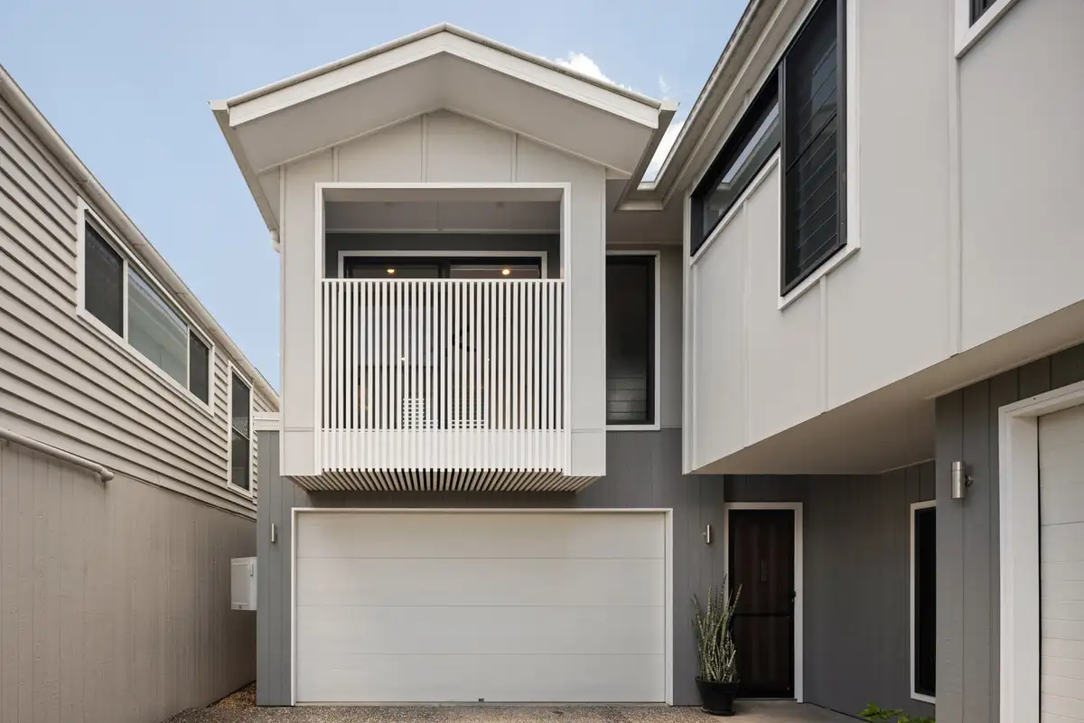 Main view of Homely townhouse listing, 107 Albert Street, Camp Hill QLD 4152