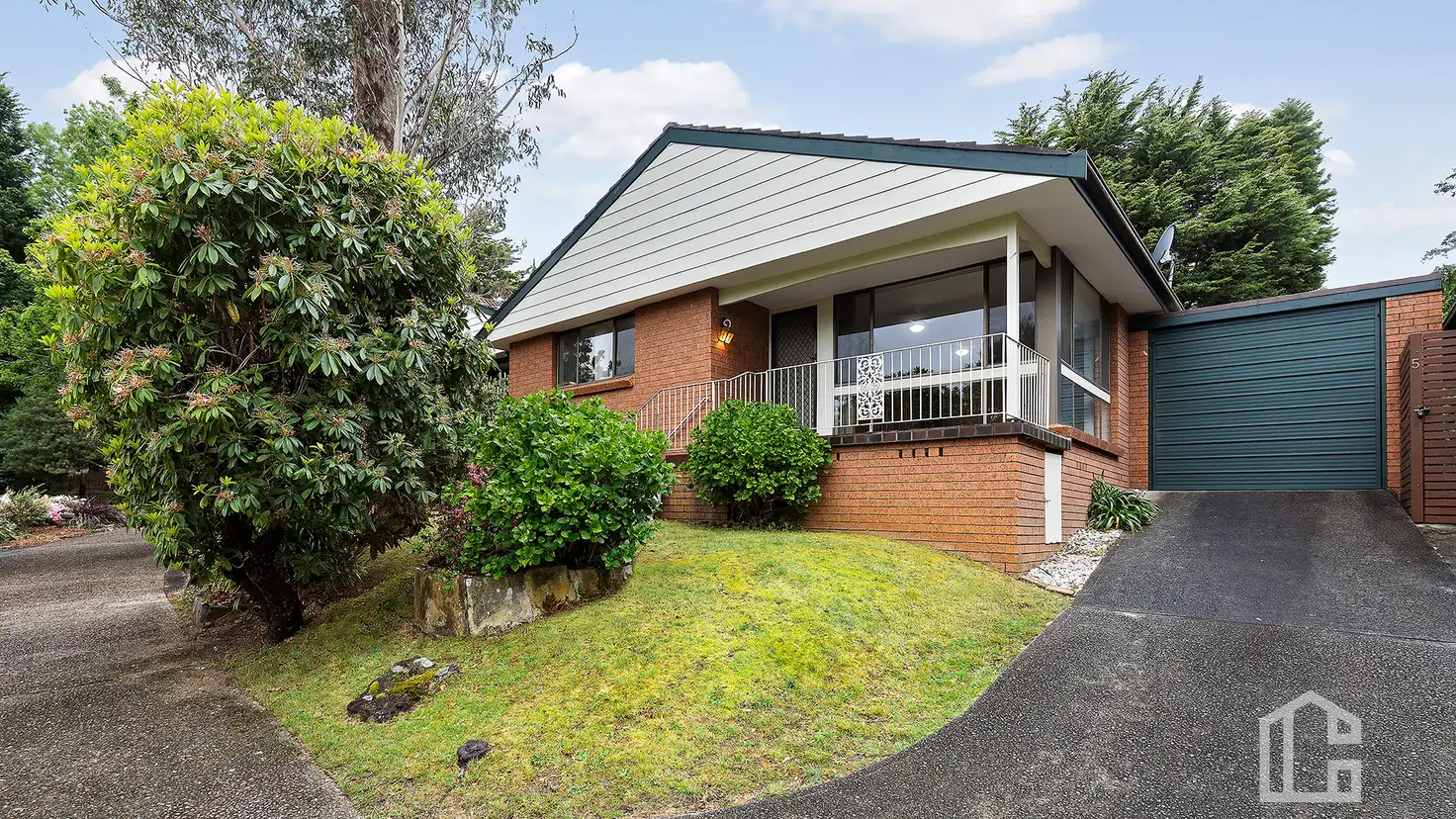 Main view of Homely villa listing, 4/21 Jersey Avenue, Leura NSW 2780
