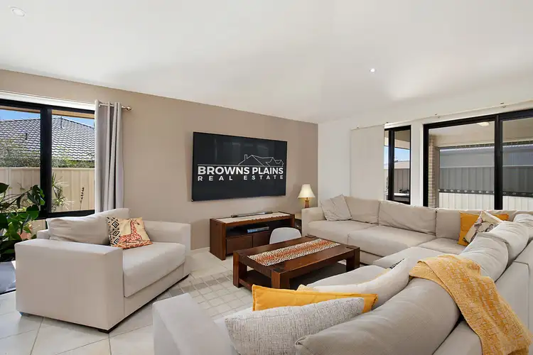 7 Denver Grove, Regents Park QLD 4118