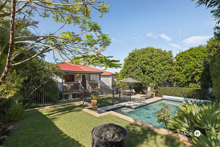 277 Chatsworth Road, Coorparoo QLD 4151