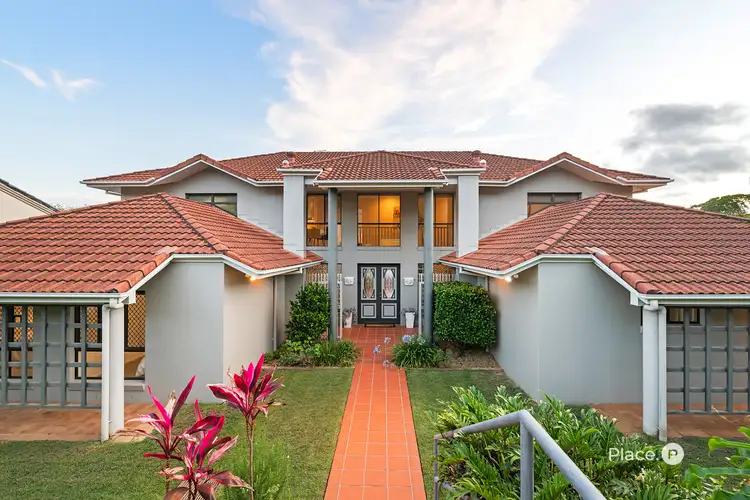 15 Ewer Street, Carindale QLD 4152