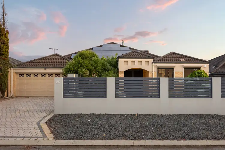 68 Pamplona Boulevard