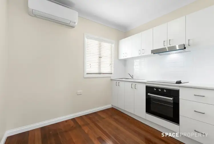 2/17 Dyne Street, Red Hill QLD 4059