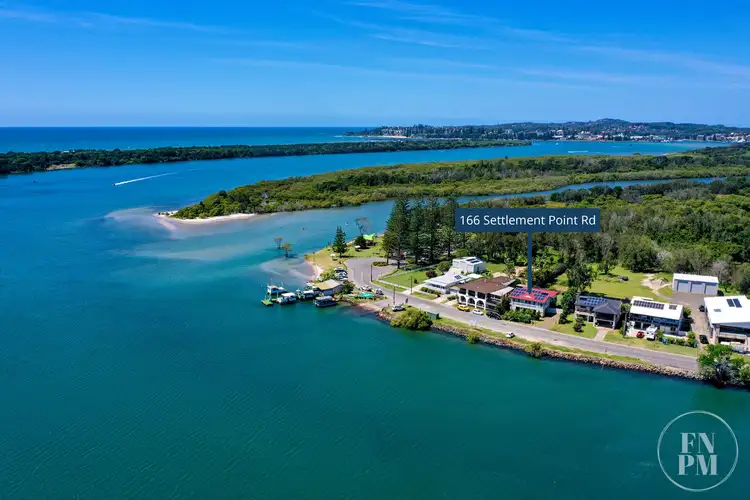 166 Settlement Point, Port Macquarie NSW 2444